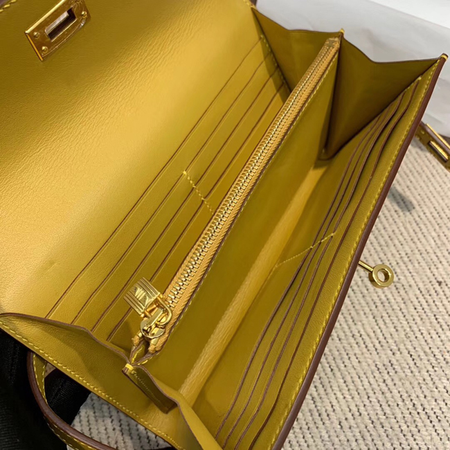 エルメス ケリーウォレットロング ムタード シェブルミゾル ゴールド金具