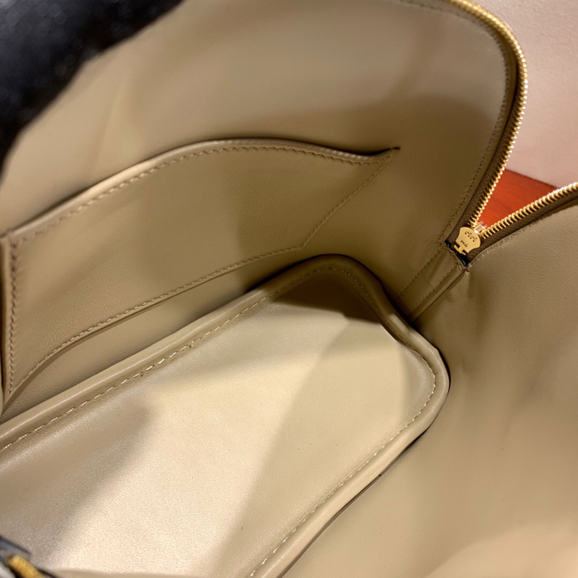 エルメス ボリード1923 18cm シェーブル トレンチ ゴールド金具