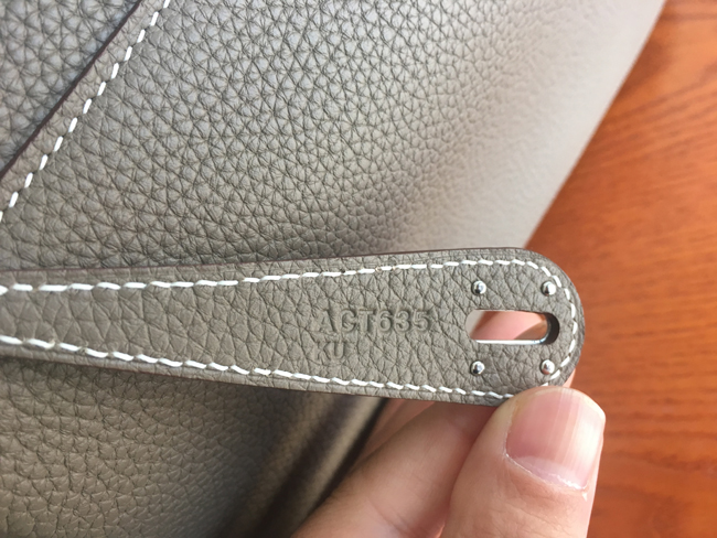 エルメス リンディ26 エトゥープ トリヨン シルバー金具