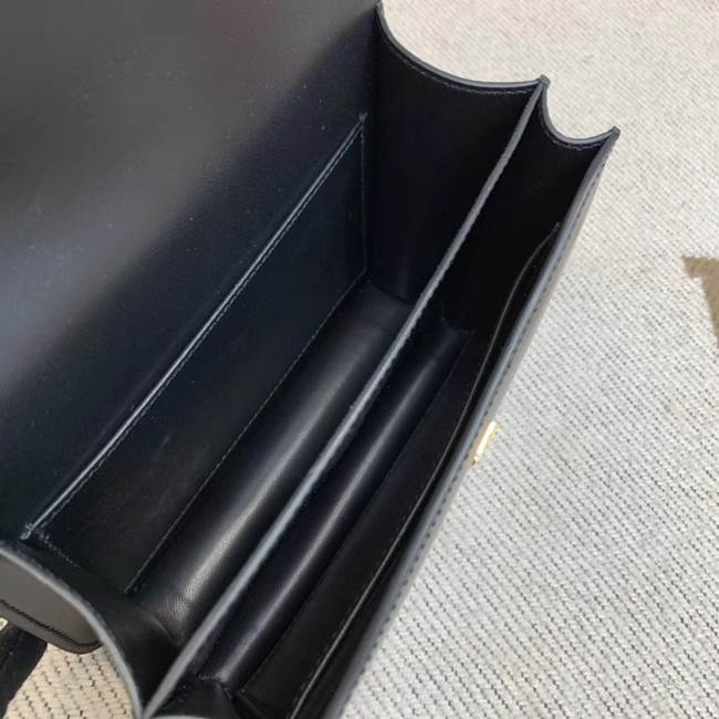 エルメス コンスタンスミニ ブラック ボックスカーフ ゴールド金具