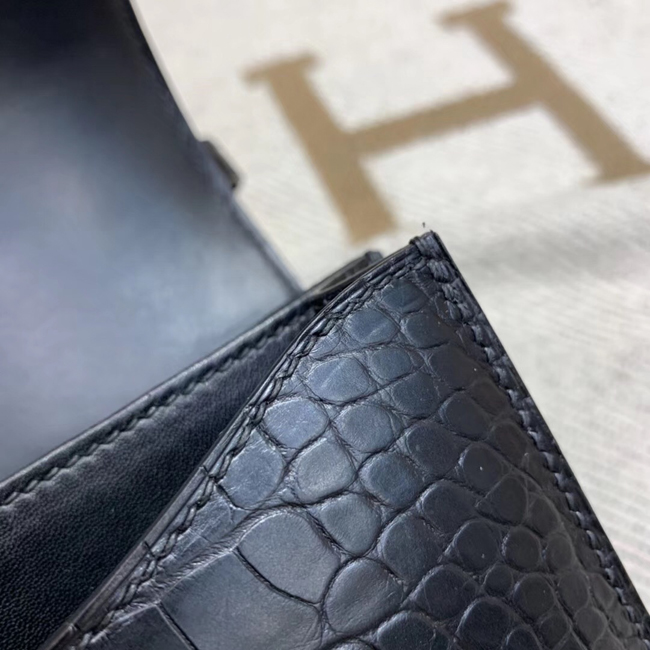 エルメス コンスタンスミニ ブラック クロコダイルマット シルバー金具