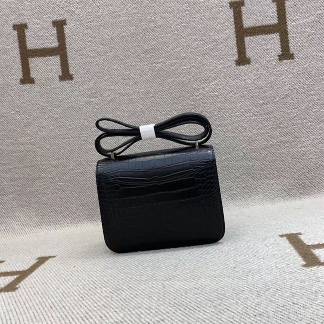 エルメス コンスタンスミニ ブラック クロコダイルマット シルバー金具