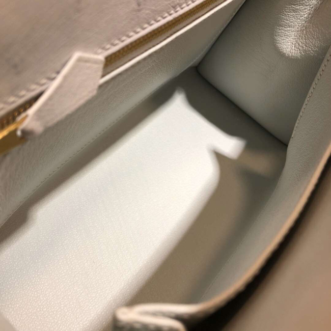 エルメス ケリー28 クレ オーストリッチ ゴールド金具