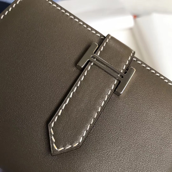 エルメス ベアンカードケース エトゥープ シェブルミゾル シルバー金具