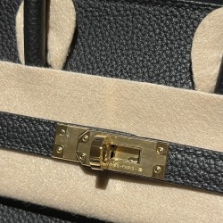 【新入荷】エルメス バーキン 25 トゴ革 89 ブラック ヴェール ゴールド金具｜永遠の定番 ヴィンテージ風の大人のハンドバッグ