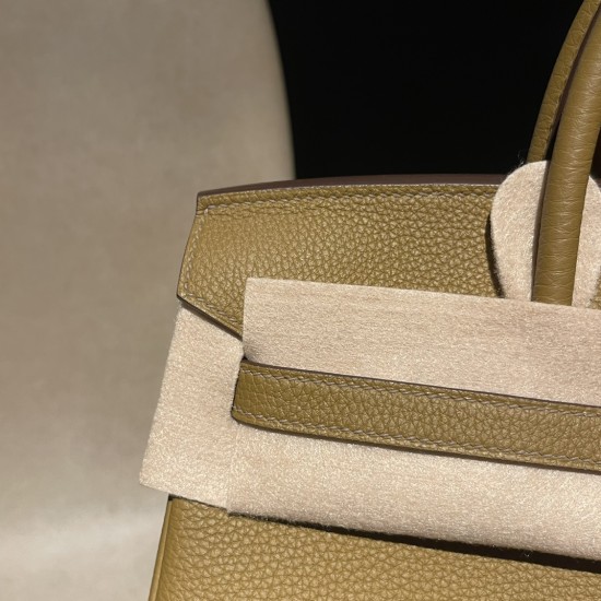 【全新入荷】エルメス バーキン 25 トゴ革 U8 ブロンズドール ゴールド金具|重厚なメタリックブロンズ ゴールドとの調和で秋冬のエレガンスを極める 【全新入荷】エルメス バーキン 25 トゴ革 U8 ブロンズドール ゴールド金具|重厚なメタリックブロンズ ゴールドとの調和で秋冬のエレガンスを極める