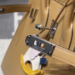 【大人の美学】Hermès Birkin25 Sellier 外縫いEpsom 0M / チャイ 銀色金具 ヴォーエプソン Epsom