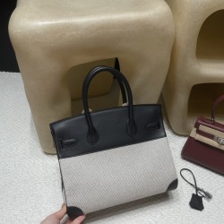 30cm バーキン ファブリック＆スウィフトレザー 89 ノワール（銀金具）*ファブリック素材が*若々しい雰囲気*を演出し、オールレザーより*軽量*なのが特長です。