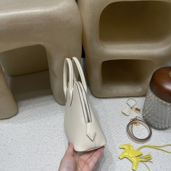 「Bolide 25cm ヴォーエプソン(Epsom)|シンプル地味デザイン 25cm 黄金サイズ 日常使い最適 ゴールド金具付き I2/Nata(ナタ)」 「Bolide 25cm ヴォーエプソン(Epsom)|シンプル地味デザイン 25cm 黄金サイズ 日常使い最適 ゴールド金具付き I2/Nata(ナタ)」
