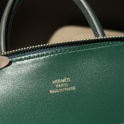 【Mini bolide】シェブルミゾル Chevre U4 / ヴェールヴェルティゴ コンパクトサイズ × 大容量 エレガントなモダングリーン ボウリングバッグ