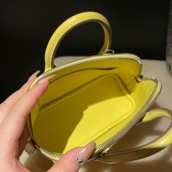 【2023 年新色】Mini bolide ボウリング シェブルミゾル Chevre 0Y / リモンチェッロ パステルレモン色 実用性 × デザイン性 New stock Mini Bolide万能バッグ