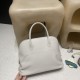 80/Pearl Grey (グリスパール / パールグレー) エルメス ボリード リラックス 35 ヴォーシッキム ハンドバッグ Bolide relax 35 超美品!Swift レザー 80/Pearl Grey (グリスパール / パールグレー) エルメス ボリード リラックス 35 ヴォーシッキム ハンドバッグ Bolide relax 35 超美品!Swift レザー