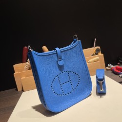 エルメス エヴリンアマゾンTPM Mini Evelyn  トリヨンクレマンス Clemence ブルーザンジバル B3 /Blue Zanzibar シルバー金具 Mini Evelyn--013 全手縫い