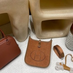 18/Étoupe Grey (Étoupe)  エトゥープ スエード エルメスエヴリンアマゾンTPM Mini Evelyn