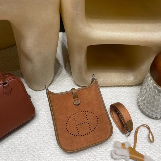 18/Étoupe Grey (Étoupe)  エトゥープ スエード エルメスエヴリンアマゾンTPM Mini Evelyn