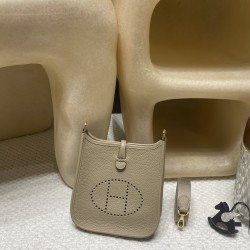 ベージュマルファ   Beige marfa  8Q トリヨンクレマンス CLEMENCE  TC エルメスエヴリンアマゾンTPM Mini Evelyn