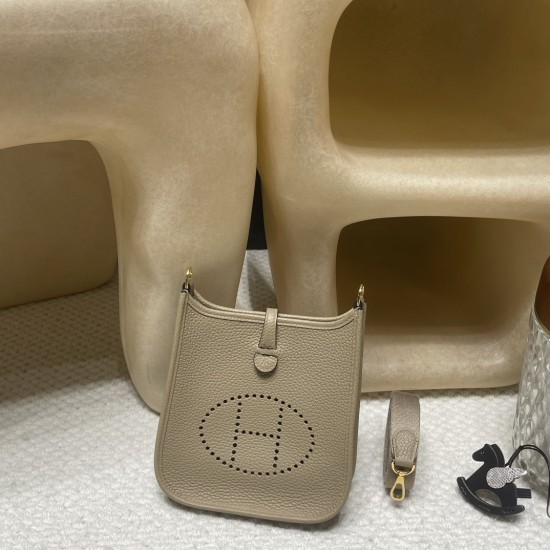 ベージュマルファ   Beige marfa  8Q トリヨンクレマンス CLEMENCE  TC エルメスエヴリンアマゾンTPM Mini Evelyn