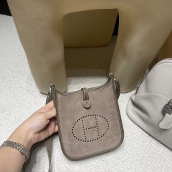 18/Étoupe Grey (Étoupe)  エトゥープ スエード エルメスエヴリンアマゾンTPM Mini Evelyn