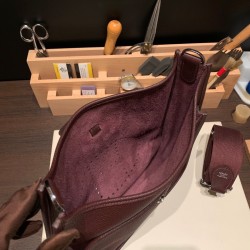 エルメスエヴリントロワPM  Evelyn 29cm トリヨンクレマンス Clemence ボルドー 57 /Bordeaux  シルバー金具 Evelyn29-010 全手縫い