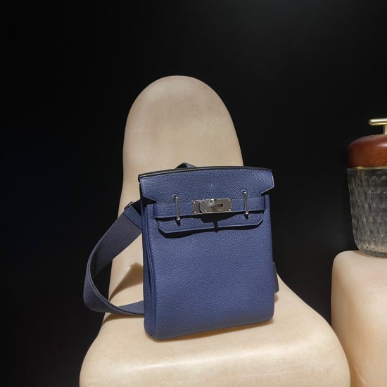 エルメス アッカドPM  バッグ・カバン メンズ  hermes Hac a Dos Togo  トゴ 73/Blue Saphir  ブルーサフィール hac-002 全手縫い