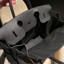 HAC 40x45 Togo ブラック ゴールドクラスプ メンズバッグ｜個性的デザイン × 高級素材 男神必携の大人モダンアイテム