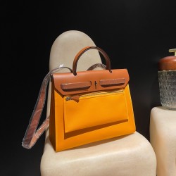 エルメス(Hermes) エールバッグ ジップ 31 2WAY ハンドバッグ Herbag Zip 31 ツイルアッシュ Apricot  アプリコット hebag31-008 全手縫い