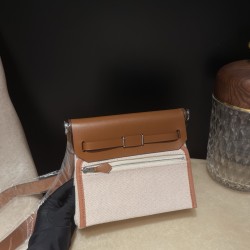 37 /Gold ゴールド エルメス ショルダーバッグ エールバッグジップ ミニ ブラック/シルバー金具 トワルミリタリー/ヴァッシュハンター ゴールド金具