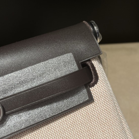46/Ebene エベーヌ エルメス ショルダーバッグ エールバッグジップ ミニ ブラック/シルバー金具 トワルミリタリー/ヴァッシュハンター シルバー金具 46/Ebene エベーヌ エルメス ショルダーバッグ エールバッグジップ ミニ ブラック/シルバー金具 トワルミリタリー/ヴァッシュハンター シルバー金具