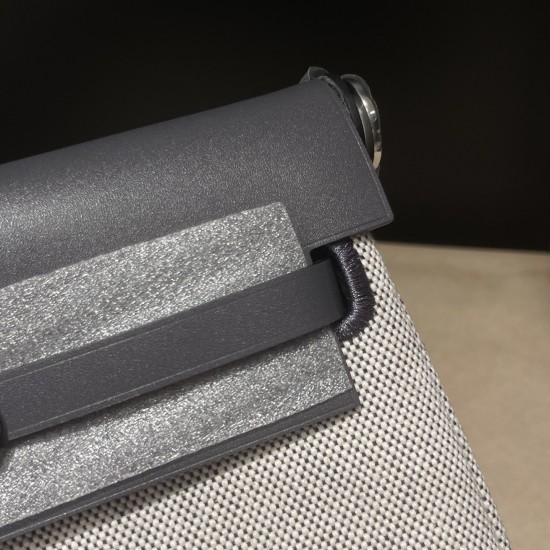 85//Ardoise アルドワーズ エルメス ショルダーバッグ エールバッグジップ ミニ ブラック/シルバー金具 トワルミリタリー/ヴァッシュハンター シルバー金具 85//Ardoise アルドワーズ エルメス ショルダーバッグ エールバッグジップ ミニ ブラック/シルバー金具 トワルミリタリー/ヴァッシュハンター シルバー金具