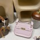 【jypsiere】ジプシーミニ スイフトレザー 調節可能キャンバス肩ベルト付き 09 Mauve Pale ゴールドクラスプ レジャーカジュアルバッグ 【jypsiere】ジプシーミニ スイフトレザー 調節可能キャンバス肩ベルト付き 09 Mauve Pale ゴールドクラスプ レジャーカジュアルバッグ