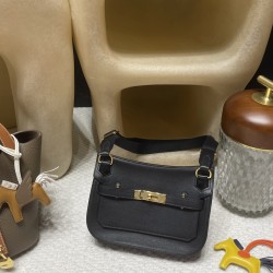 【jypsiere】ジプシーミニ スイフトレザー 調節可能キャンバス肩ベルト付き 89/Black ゴールドクラスプ レジャークールバッグ