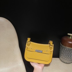 【jypsiere】ジプシーミニ エバーカラーレザー 調節可能キャンバス肩ベルト付き 9D Jaune Ambre ジョーヌアンブル 通勤向けレジャーバッグ