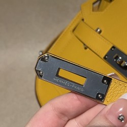 【jypsiere】ジプシーミニ エバーカラーレザー 調節可能キャンバス肩ベルト付き 9D Jaune Ambre ジョーヌアンブル 通勤向けレジャーバッグ