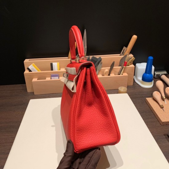 25cm新出荷 ケリー 25 トゴkelly 25cm togo S3/Rouge Cœur ルージュクーシルバー金具 25cm新出荷 ケリー 25 トゴkelly 25cm togo S3/Rouge Cœur ルージュクーシルバー金具