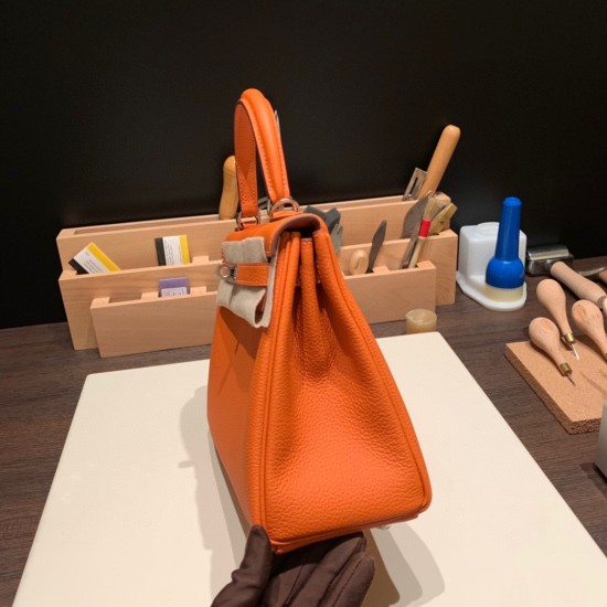 25cm新出荷 ケリー 25トゴ kelly 25cm togo 93 /Orange オレンジシルバー金具 25cm新出荷 ケリー 25トゴ kelly 25cm togo 93 /Orange オレンジシルバー金具