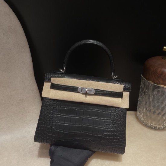 25cm 新出荷 ケリー 25アリゲーター（Alligator）マット（Matte）89/Black (Noir) ブラックシルバー金具