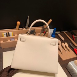 Epsom ヴォーエプソン  クレ 10 /Craie  ゴールド金具  kelly28-015 全手縫い エルメス ケリー 28cm Kelly 28cm