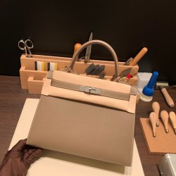 Epsom ヴォーエプソン  エトゥープ 18 /Étoupe Grey シルバー金具 kelly28-027 全手縫い エルメス ケリー 28cm Kelly 28cm