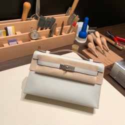 エルメス ポシェットケリー kelly pochette  swift スイフト パールグレー 80 /Pearl Grey シルバー金具 Pochette--058 全手縫い