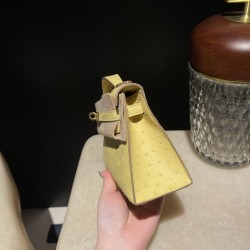 オーストリッチ エルメス ポシェットケリー kelly pochette 1Z/Jaune Poussin  ジョーヌプッサン