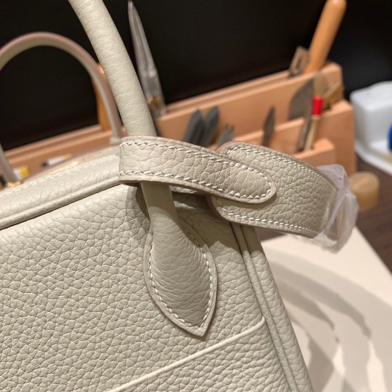 エルメス リンディ26 Clemence トリヨンクレマンス パールグレー 80 /Pearl Greyゴールド金具 lindy26-038 全手縫い