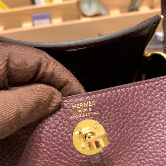 【ハンドバッグ】小サイズバッグ × ルージュセリエ（Rouge Sellier）の大人の落ち着いたコンビネーション