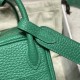 【Mini Lindy】さわやか「6W ミント」× ゴールド金具 軽量＆大容量 小柄・背高い方両方にピッタリなエレガントミニバッグ