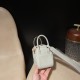 【Mini Lindy Clemence(TC)】柔らかい「Gris Neve OW グリネヴェ」× シルバー金具 可愛らしさと実用性兼ね備えた日常必須ミニバッグ 【Mini Lindy Clemence(TC)】柔らかい「Gris Neve OW グリネヴェ」× シルバー金具 可愛らしさと実用性兼ね備えた日常必須ミニバッグ