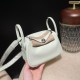 【Hermès Mini Lindy】0S ヴェールフィズ(Vert Fizz) クリスタルグリーンの妖精のような清新感 大人のためのミニバッグ 【Hermès Mini Lindy】0S ヴェールフィズ(Vert Fizz) クリスタルグリーンの妖精のような清新感 大人のためのミニバッグ