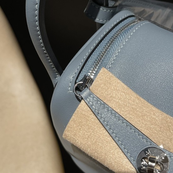 【Mini Lindy】スワイフトレザー 75 ブルージーン デニム風の落ち着いたグレーブルー 小サイズで大容量のハンドバッグ