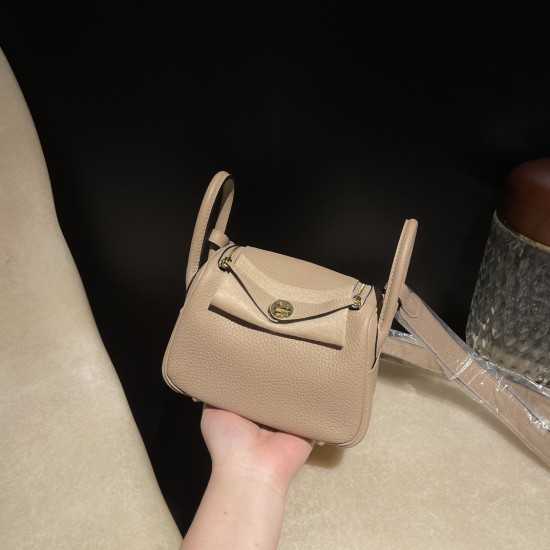 【Mini Lindy Clemence(TC)】トリヨンクレマンス ×81 グリトゥルティエール 柔らかなムーングレー 日常にピッタリな大人のエレガンスミニバッグ 【Mini Lindy Clemence(TC)】トリヨンクレマンス ×81 グリトゥルティエール 柔らかなムーングレー 日常にピッタリな大人のエレガンスミニバッグ