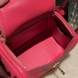 「超かわいい！Mini Lindy I6/Rose Extreme ローズエクストリーム ミニサイズでかわいさ MAX！コンパクトで軽量なのに実用的なデザイン」