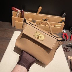 エルメス ケリー  21cm Mini2424 evercolor 0M/Chai ゴールド金具 全手縫い