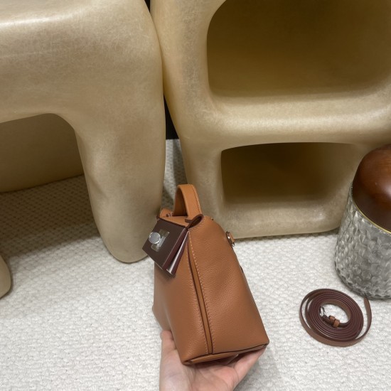 【New カラー】2023 Mauve Pale  モーヴ・ペール &0G/Rouge Sellier  ルージュセリエ mini24/24 地味でノンチャラントなミニバッグ｜肩紐可変＆マルチウェア対応